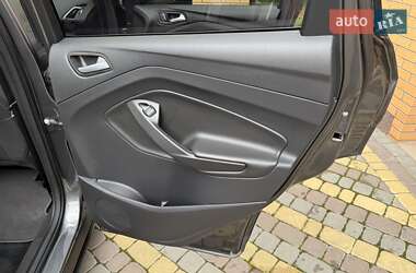 Внедорожник / Кроссовер Ford Kuga 2019 в 