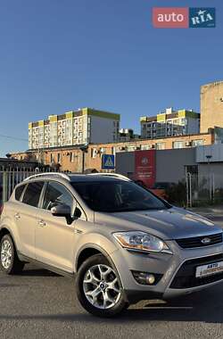 Внедорожник / Кроссовер Ford Kuga 2011 в 