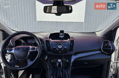 Внедорожник / Кроссовер Ford Kuga 2013 в 