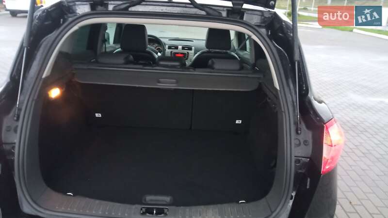Внедорожник / Кроссовер Ford Kuga 2010 в Стрые