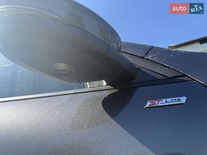 Внедорожник / Кроссовер Ford Kuga 2023 в Львове