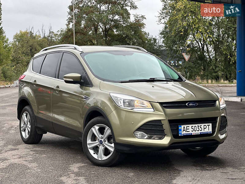 Внедорожник / Кроссовер Ford Kuga 2013 в Днепре