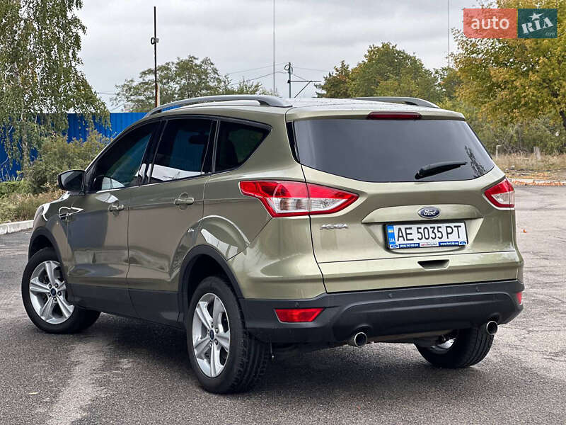 Внедорожник / Кроссовер Ford Kuga 2013 в Днепре
