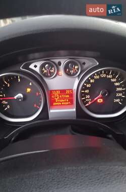 Внедорожник / Кроссовер Ford Kuga 2011 в 