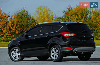 Внедорожник / Кроссовер Ford Kuga 2014 в 