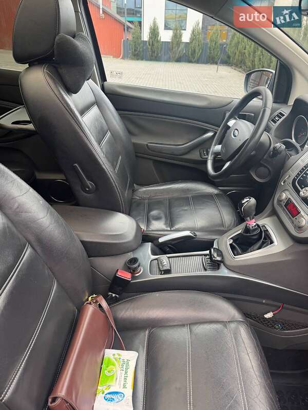 Внедорожник / Кроссовер Ford Kuga 2008 в Ровно
