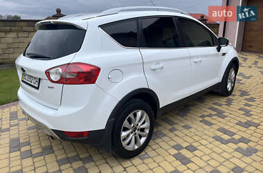 Внедорожник / Кроссовер Ford Kuga 2010 в 