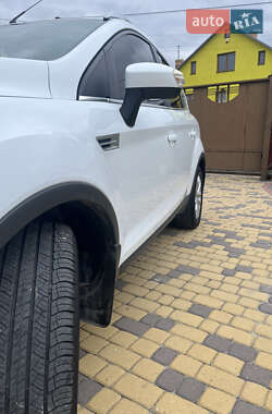 Внедорожник / Кроссовер Ford Kuga 2010 в 