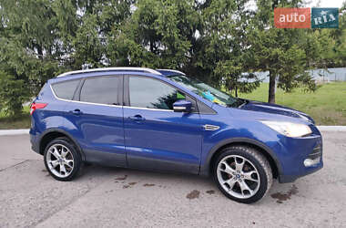 Внедорожник / Кроссовер Ford Kuga 2014 в 