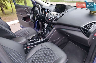 Внедорожник / Кроссовер Ford Kuga 2014 в 