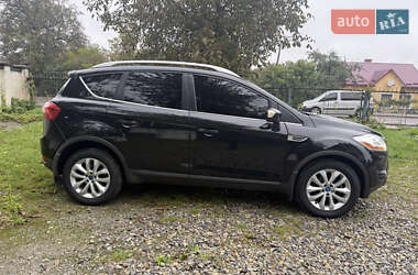 Внедорожник / Кроссовер Ford Kuga 2011 в 