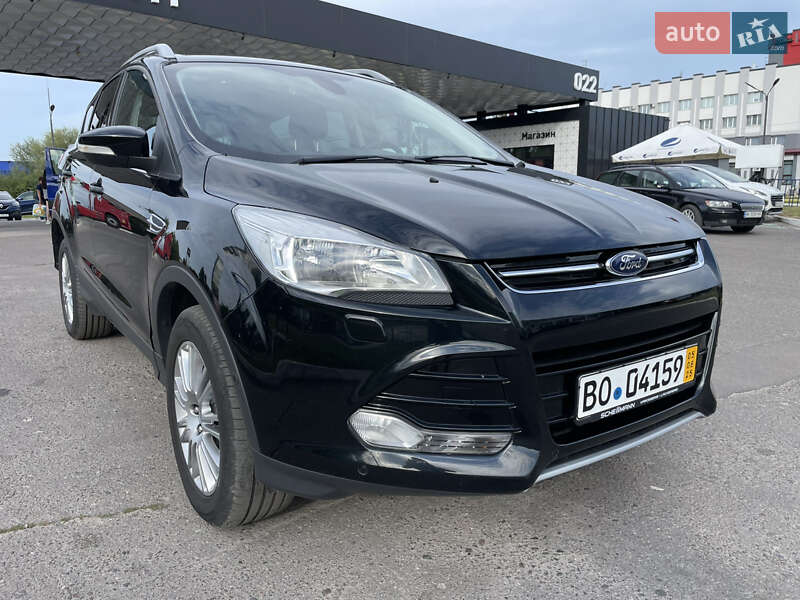 Внедорожник / Кроссовер Ford Kuga 2014 в 