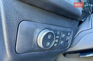 Внедорожник / Кроссовер Ford Kuga 2021 в 