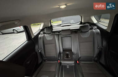 Внедорожник / Кроссовер Ford Kuga 2015 в 