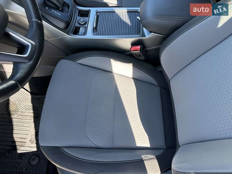 Внедорожник / Кроссовер Ford Kuga 2016 в Киеве