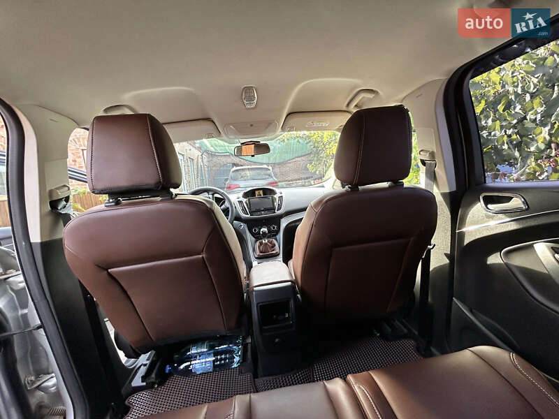 Внедорожник / Кроссовер Ford Kuga 2015 в Измаиле фото 7 Внедорожник / Кроссовер Ford Kuga 2015 в Измаиле