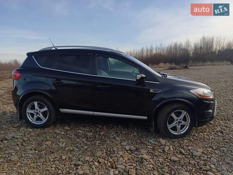 Внедорожник / Кроссовер Ford Kuga 2011 в Ивано-Франковске