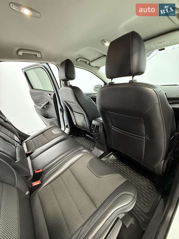 Внедорожник / Кроссовер Ford Kuga 2015 в Одессе фото 34 Внедорожник / Кроссовер Ford Kuga 2015 в Одессе