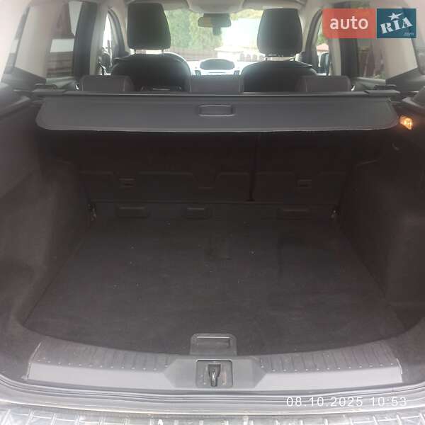 Позашляховик / Кросовер Ford Kuga 2016 в Тернополі