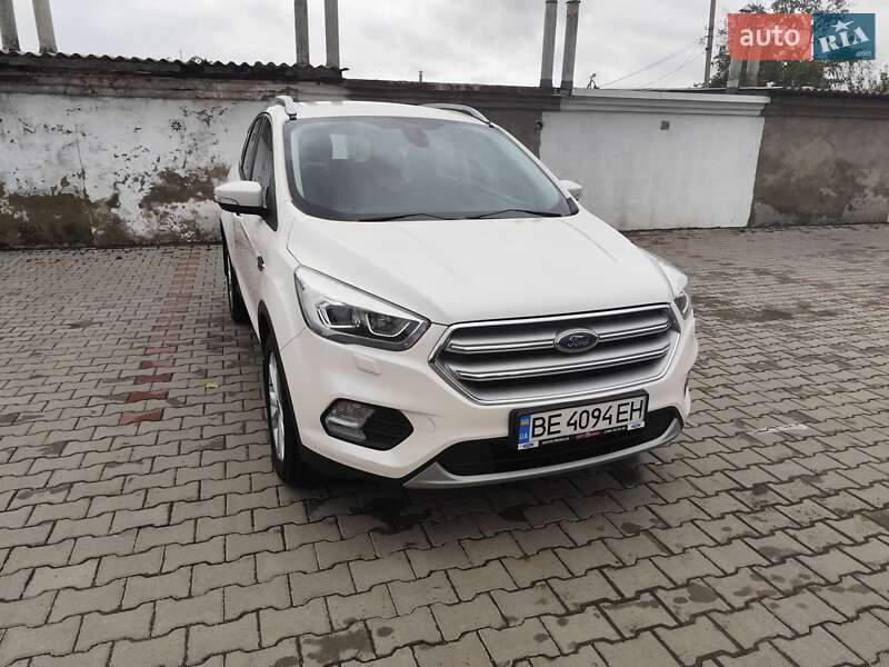 Внедорожник / Кроссовер Ford Kuga 2019 в Измаиле