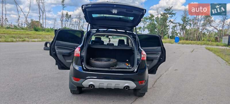 Внедорожник / Кроссовер Ford Kuga 2010 в Харькове