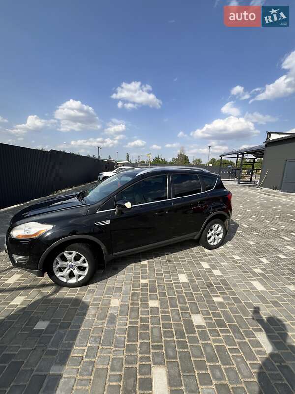 Внедорожник / Кроссовер Ford Kuga 2011 в Южноукраинске фото 2 Внедорожник / Кроссовер Ford Kuga 2011 в Южноукраинске