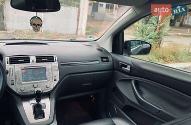 Внедорожник / Кроссовер Ford Kuga 2009 в 