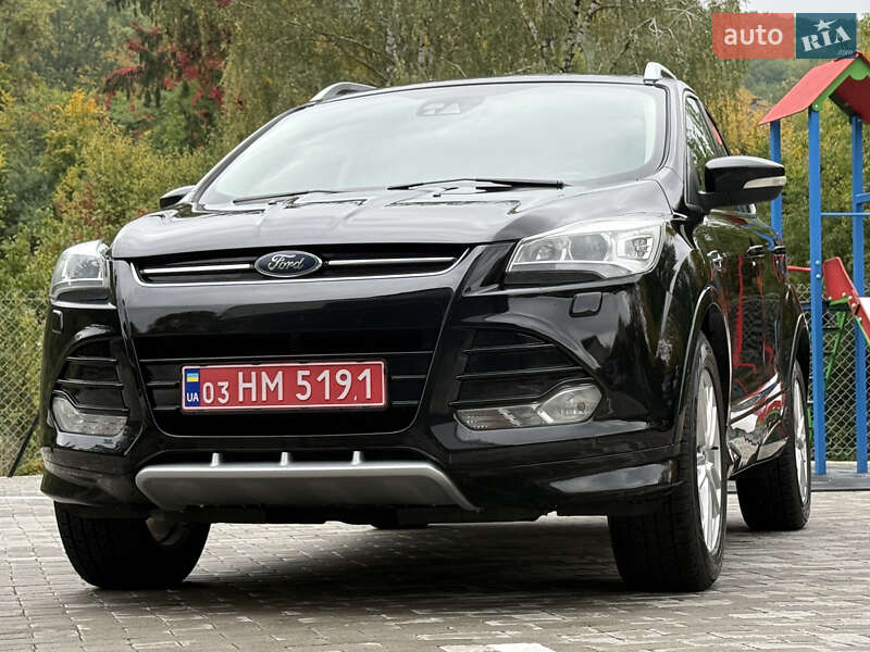 Внедорожник / Кроссовер Ford Kuga 2016 в Кременце