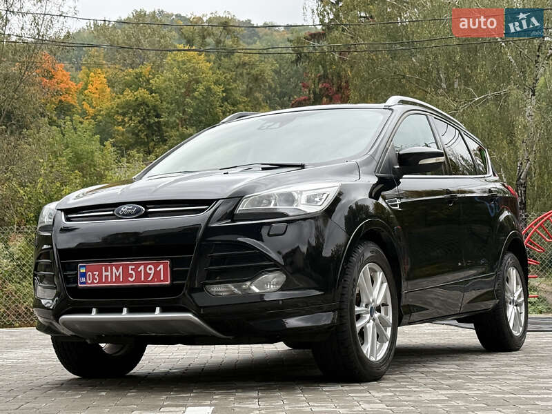 Внедорожник / Кроссовер Ford Kuga 2016 в Кременце