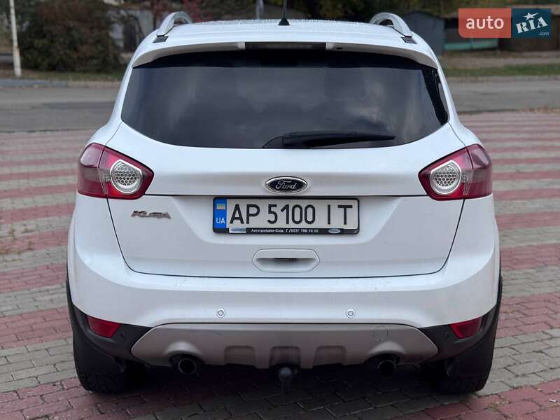 Внедорожник / Кроссовер Ford Kuga 2012 в Запорожье