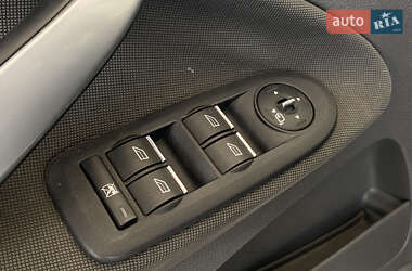 Внедорожник / Кроссовер Ford Kuga 2010 в 