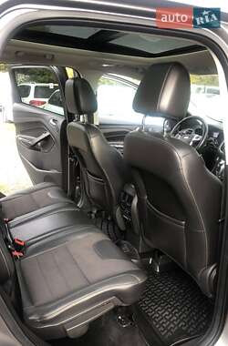 Внедорожник / Кроссовер Ford Kuga 2013 в 