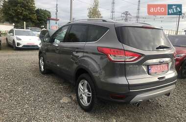 Внедорожник / Кроссовер Ford Kuga 2013 в 