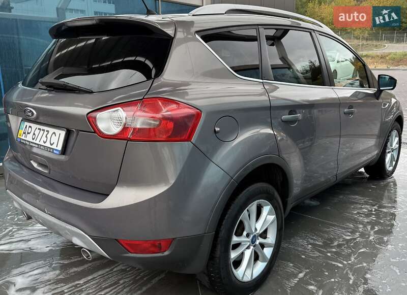 Внедорожник / Кроссовер Ford Kuga 2012 в Запорожье