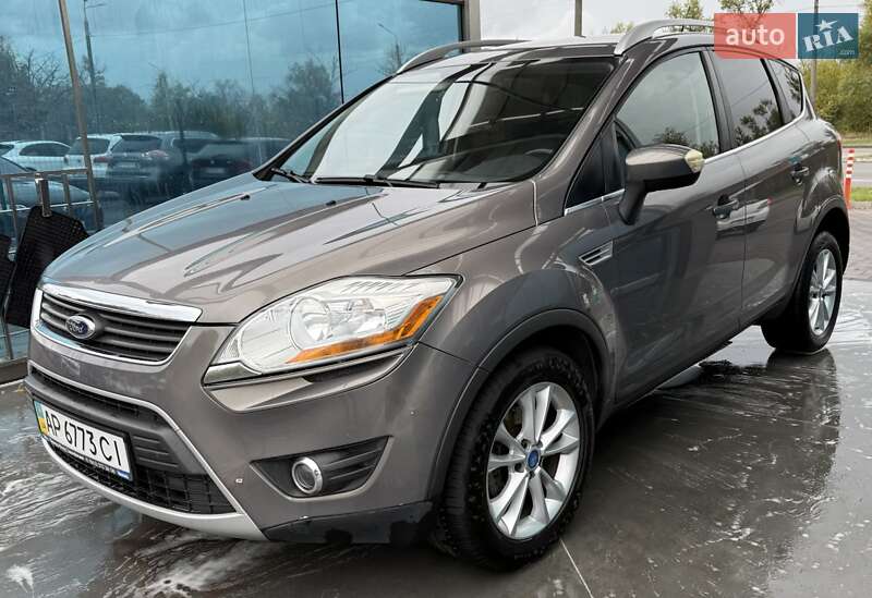 Внедорожник / Кроссовер Ford Kuga 2012 в Запорожье