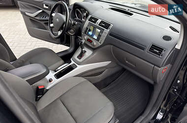 Внедорожник / Кроссовер Ford Kuga 2012 в 