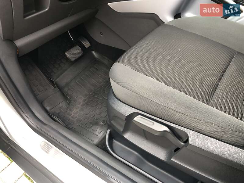 Позашляховик / Кросовер Ford Kuga 2011 в Одесі