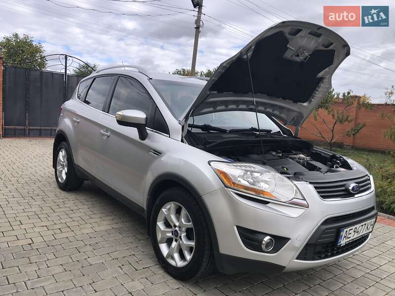 Позашляховик / Кросовер Ford Kuga 2011 в Одесі