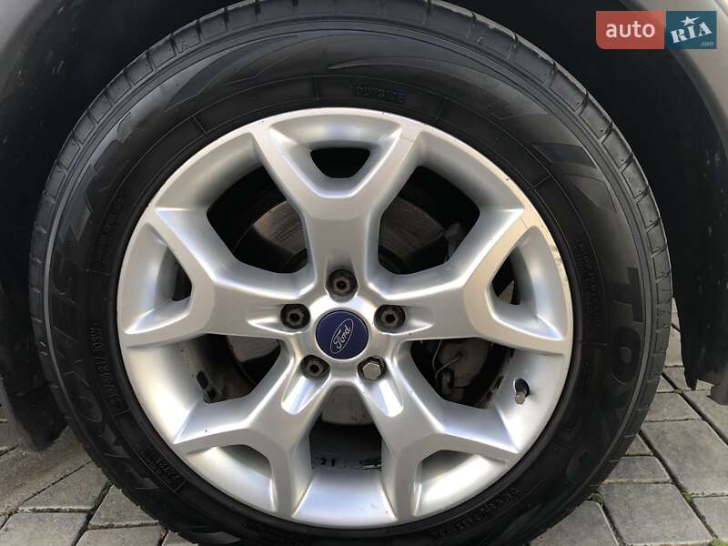Позашляховик / Кросовер Ford Kuga 2011 в Одесі