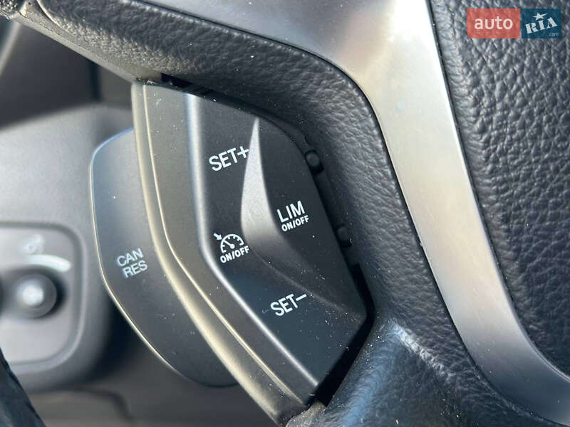 Внедорожник / Кроссовер Ford Kuga 2016 в Днепре