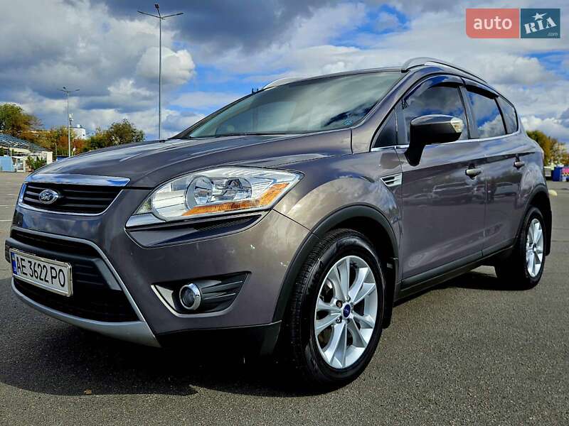 Внедорожник / Кроссовер Ford Kuga 2012 в Днепре