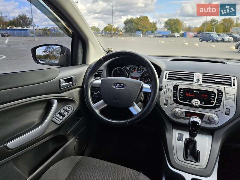Внедорожник / Кроссовер Ford Kuga 2012 в Днепре