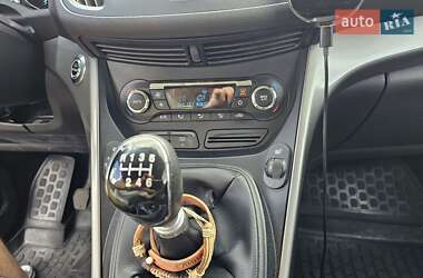 Внедорожник / Кроссовер Ford Kuga 2013 в 