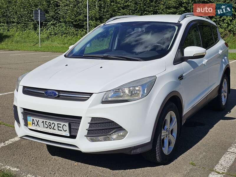 Позашляховик / Кросовер Ford Kuga 2013 в Львові