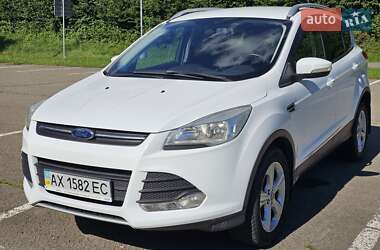 Внедорожник / Кроссовер Ford Kuga 2013 в 