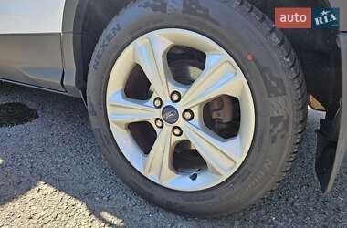 Внедорожник / Кроссовер Ford Kuga 2013 в 