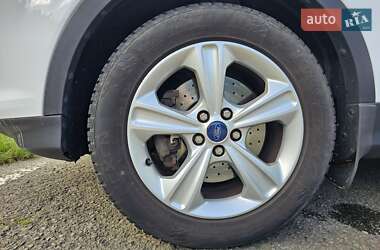 Внедорожник / Кроссовер Ford Kuga 2013 в 