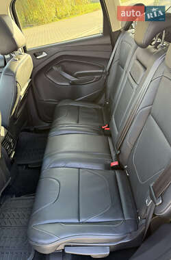 Позашляховик / Кросовер Ford Kuga 2014 в  фото 15 Позашляховик / Кросовер Ford Kuga 2014 в