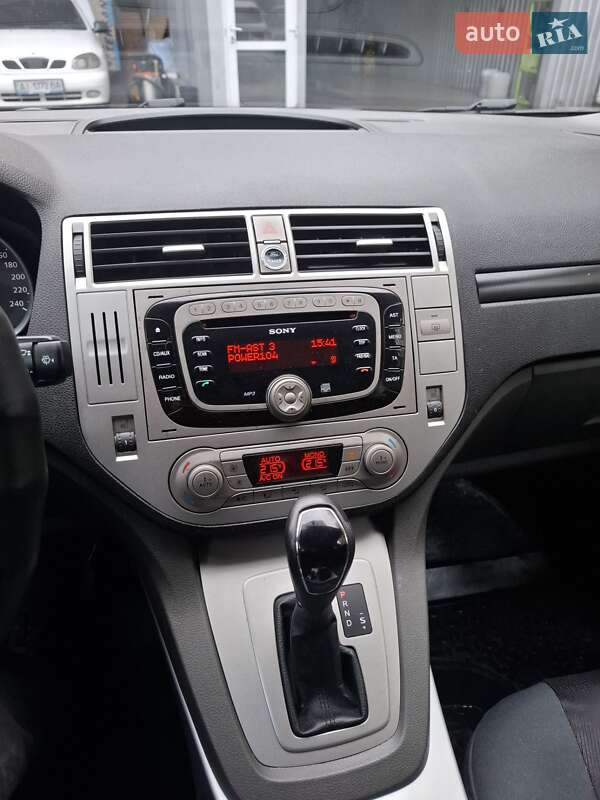 Позашляховик / Кросовер Ford Kuga 2010 в Києві