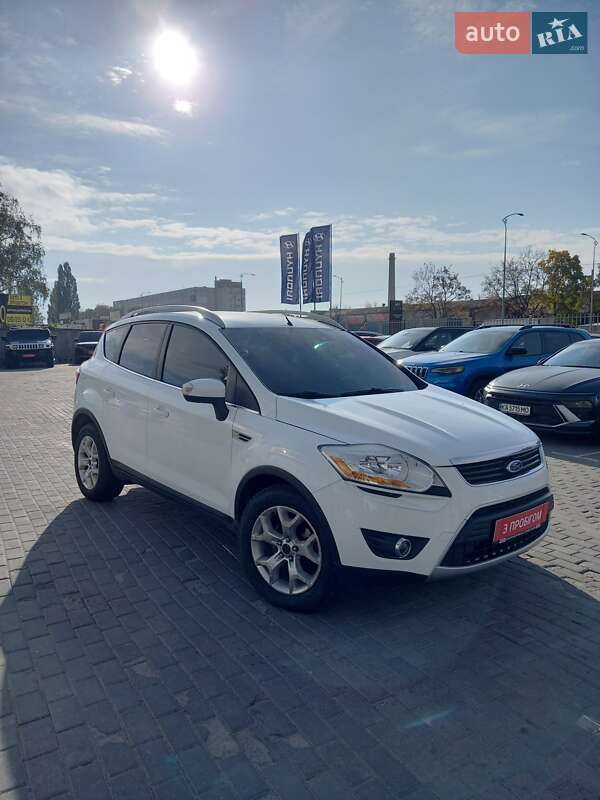 Позашляховик / Кросовер Ford Kuga 2009 в Полтаві